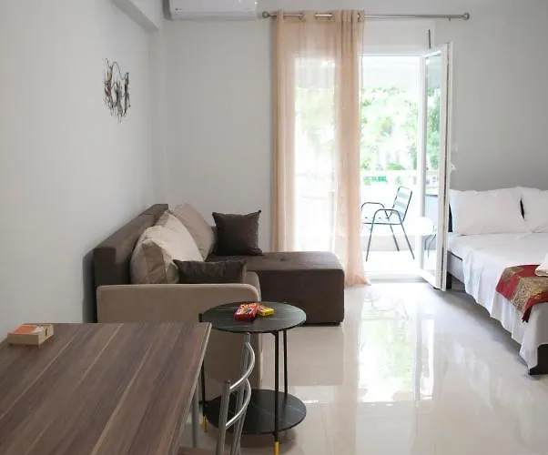 Mina\'S Spacious Studio Apt : June \'23 Renovated