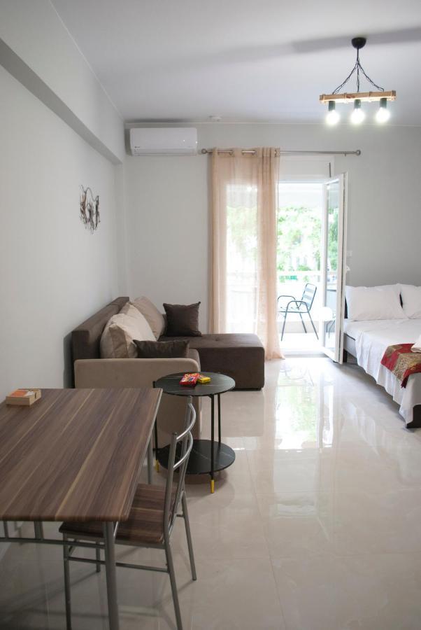 Mina's Spacious : June '23 Renovated Apartment